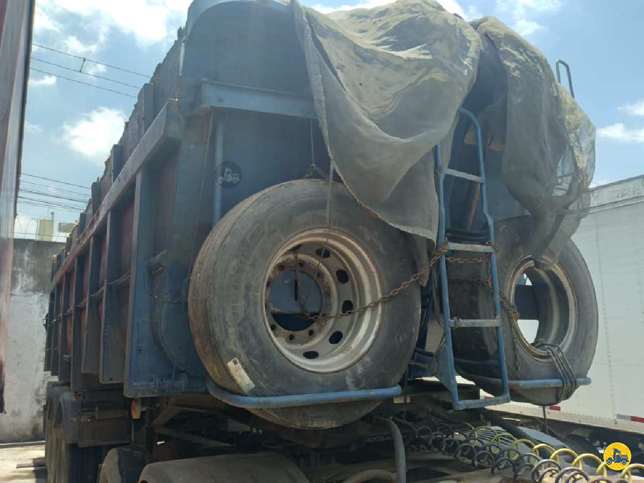 CARRETA SEMI-REBOQUE BASCULANTE Mugen Caminhões GUARULHOS SÃO PAULO SP